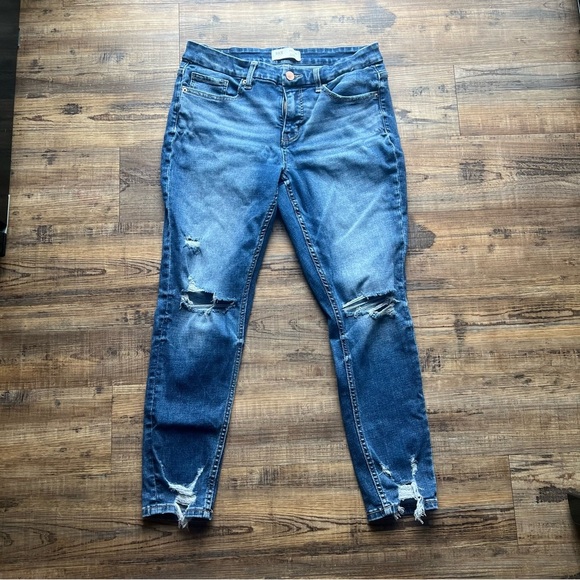 BKE Womens Payton Universal Fit Mid-Rise Ankle Skinny Jeans Distressed Sz  29x27 - Picture 1 of 9
